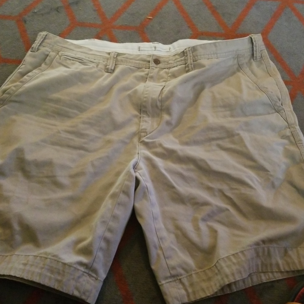BUNDLE: 2 POLO  Mens's Khaki Shorts